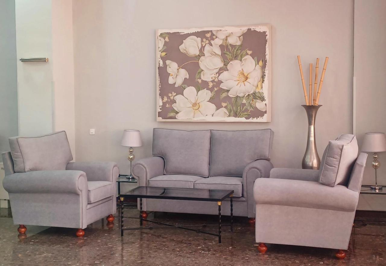 Apartamento Acogedor Junto A Calle Betis, Triana-Los Remedios Севилья Экстерьер фото